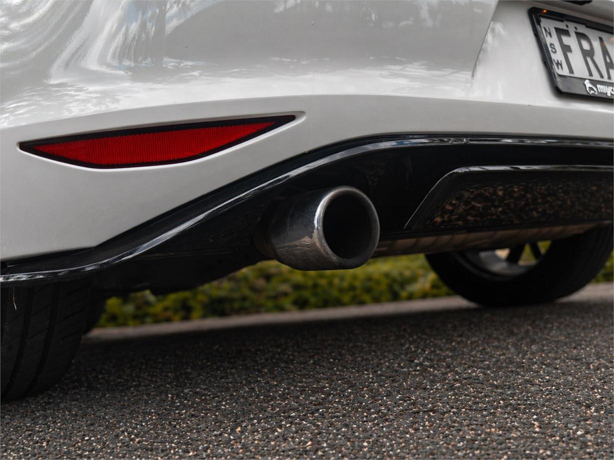 2016 Volkswagen Golf Gti 40 Years-17