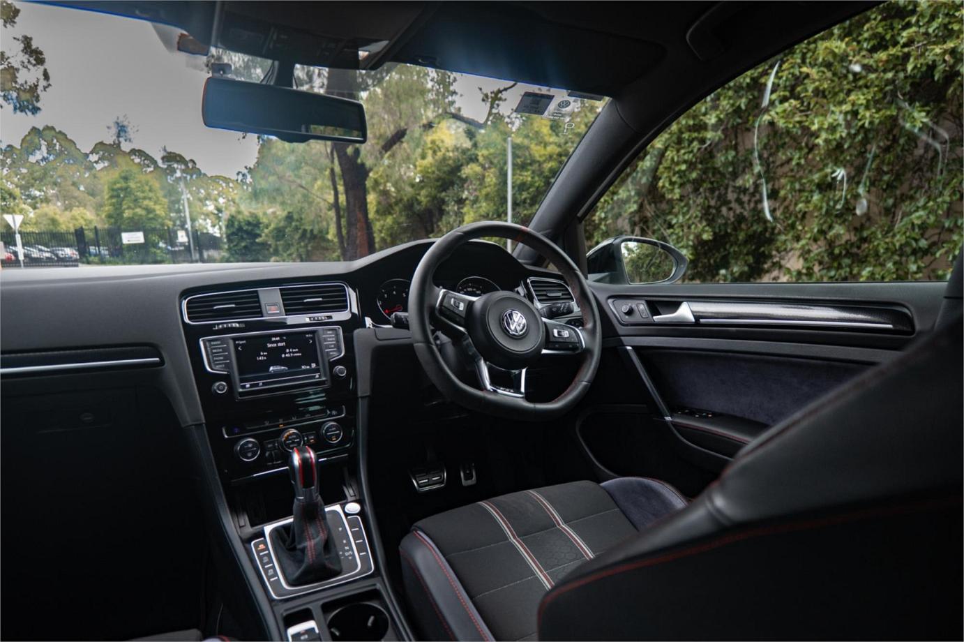 2016 Volkswagen Golf Gti 40 Years-22