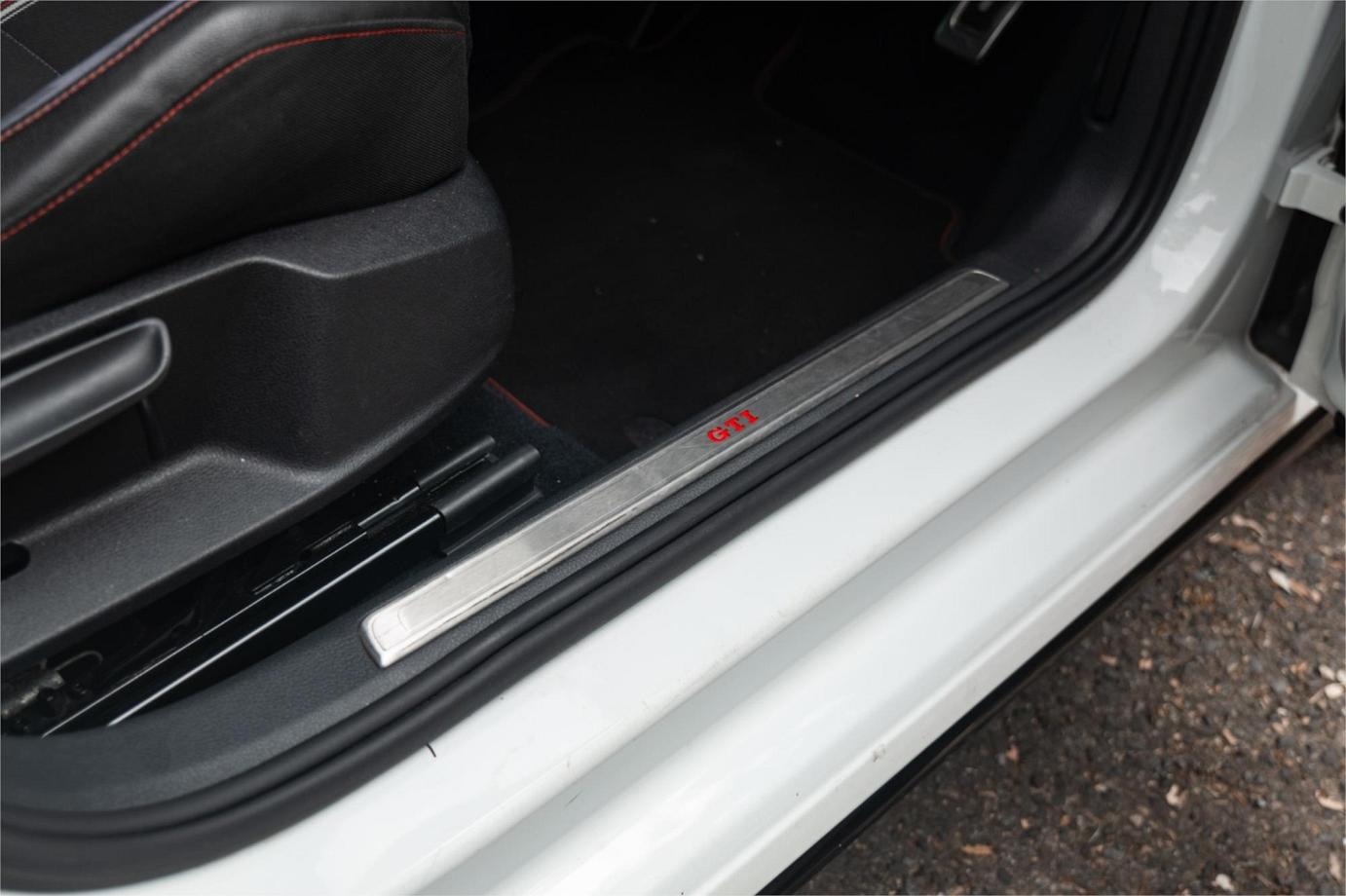 2016 Volkswagen Golf Gti 40 Years-26