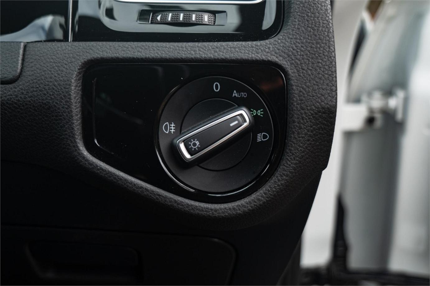 2016 Volkswagen Golf Gti 40 Years-27