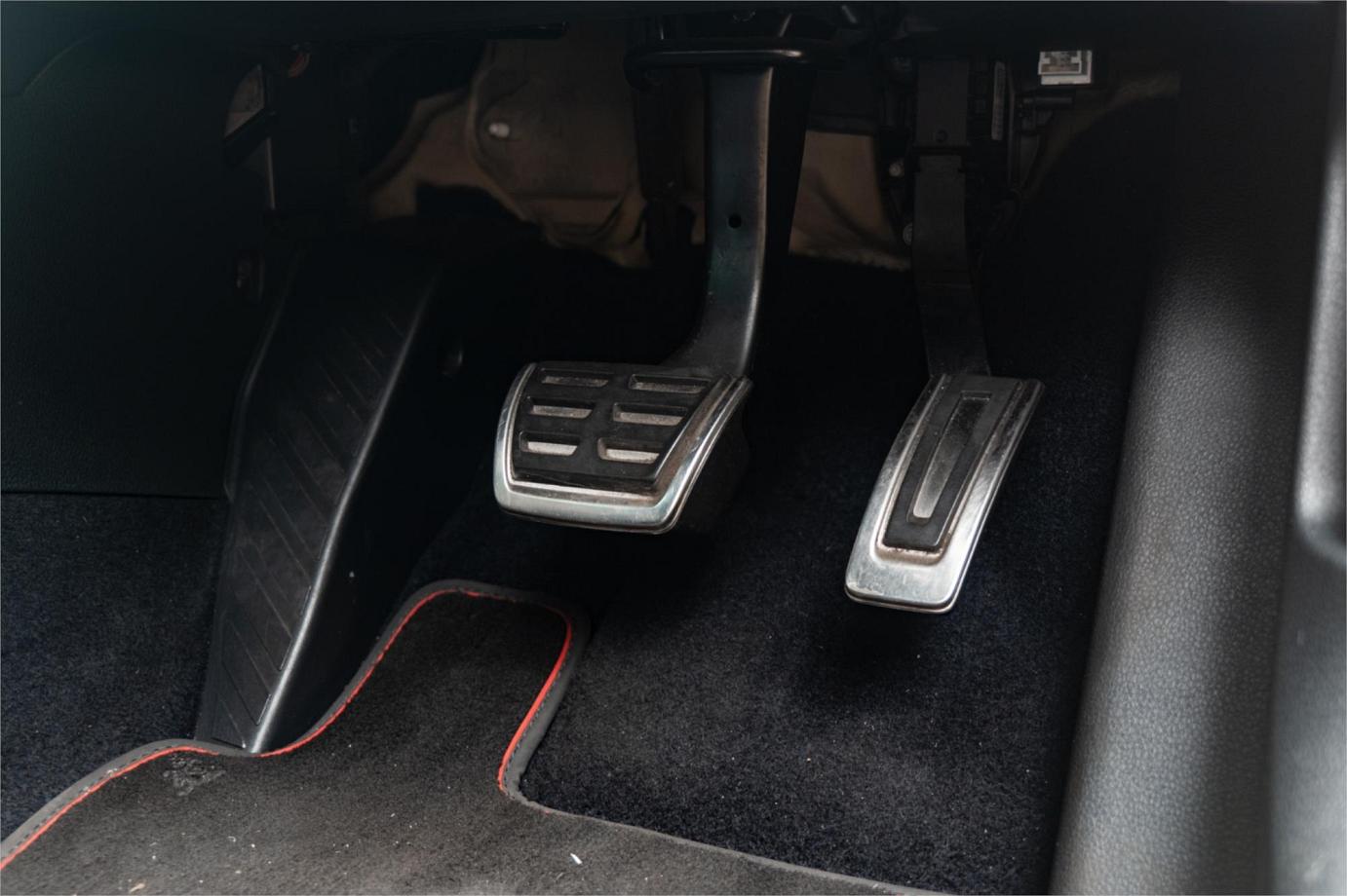 2016 Volkswagen Golf Gti 40 Years-29