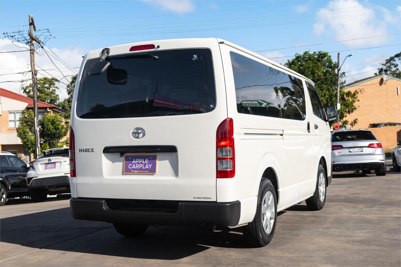 2020 Toyota Hiace Dx (camper Kit)-4 2020 Toyota Hiace Dx (camper Kit)-4