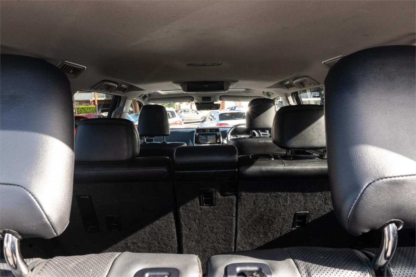 2019 Toyota Landcruiser Prado Kakadu-35