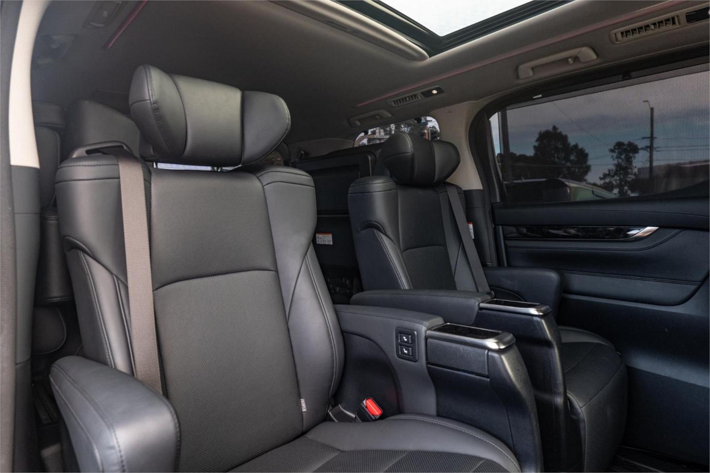 2021 Toyota Alphard Sr C Package (hybrid) Exterior 9