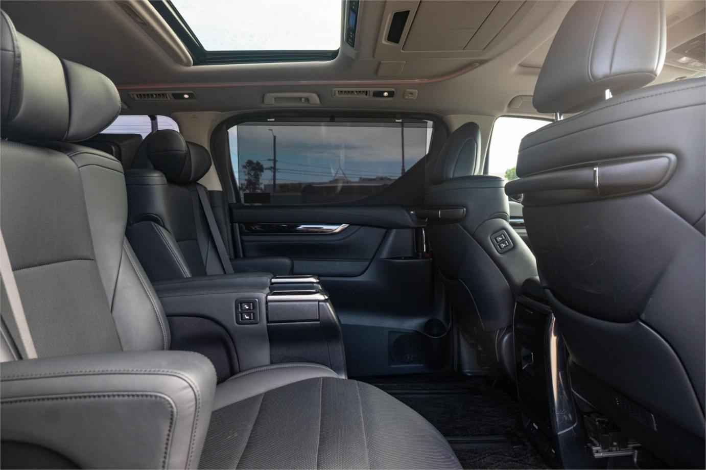 2021 Toyota Alphard Sr C Package (hybrid) Exterior 10