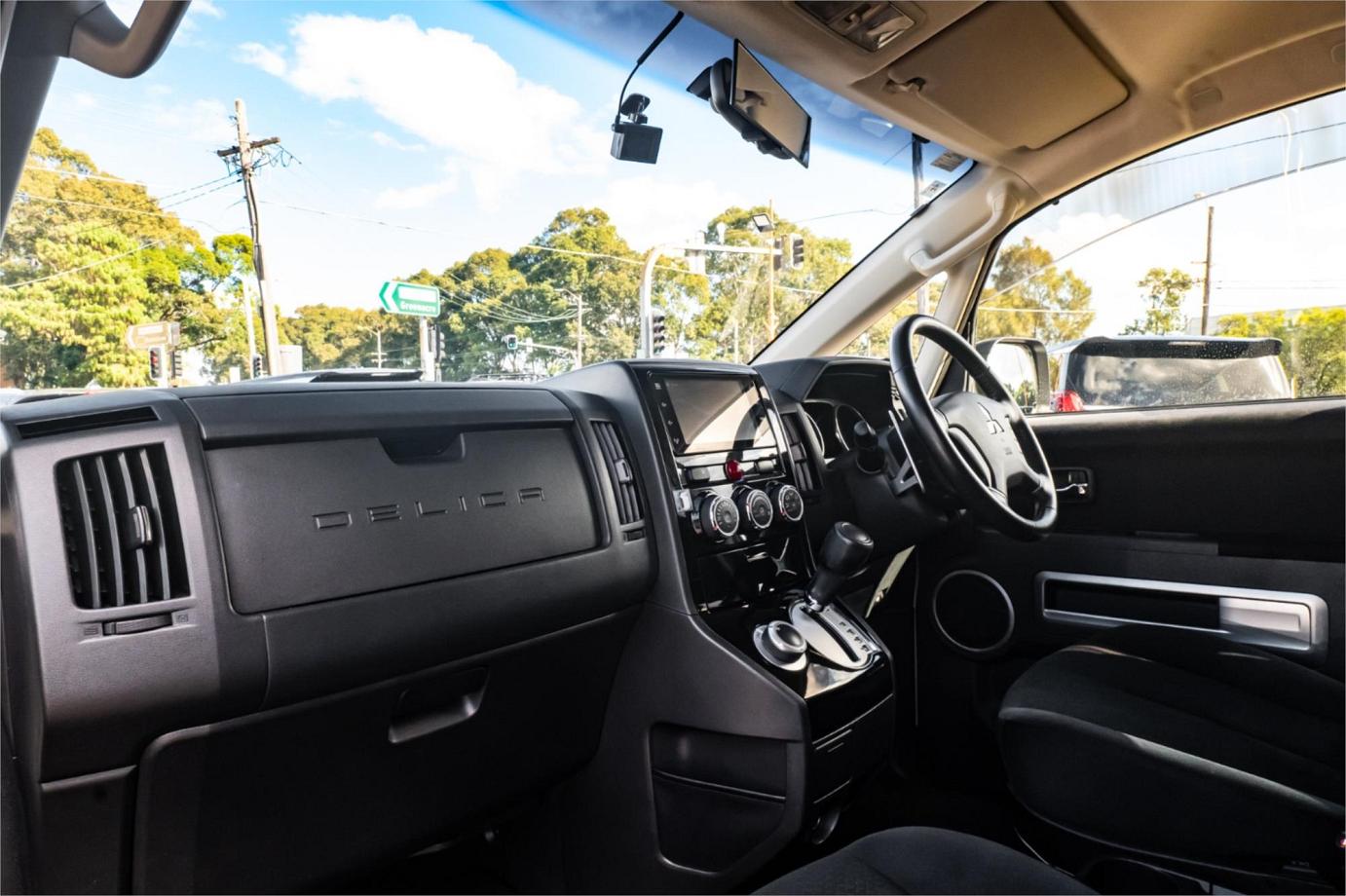 2018 Mitsubishi Delica D Power Package-16