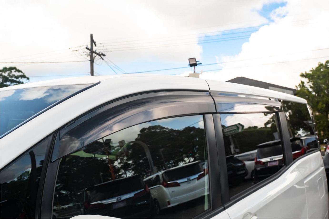 2020 Toyota Noah G (hybrid)-4