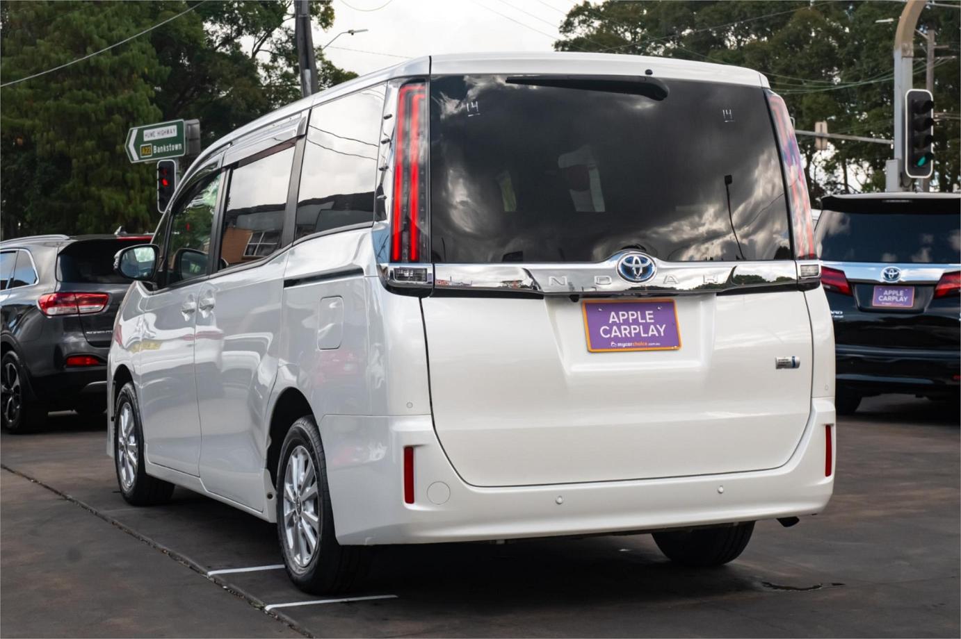 2020 Toyota Noah G (hybrid)-7