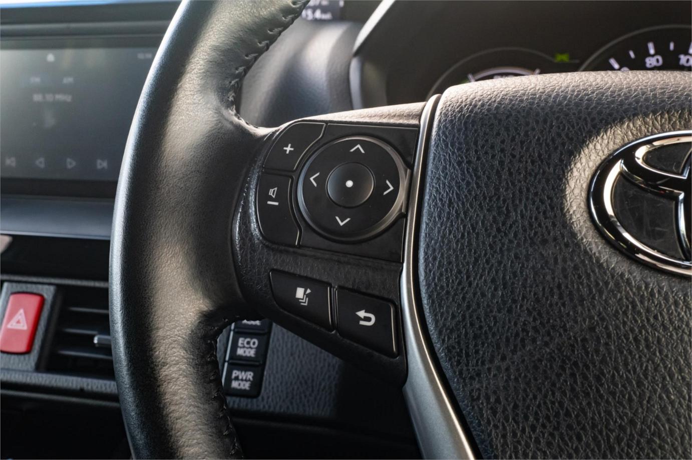 2020 Toyota Noah G (hybrid)-13