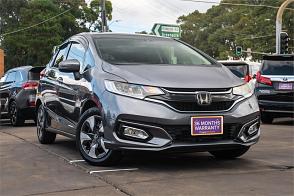 2019 Honda Fit L-package (hybrid)