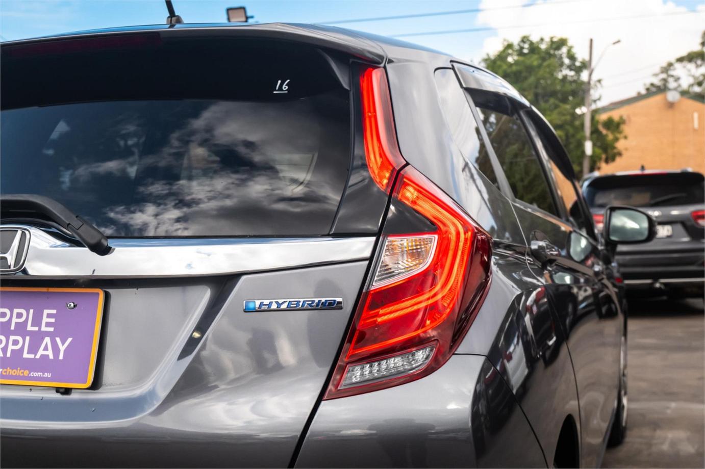 2019 Honda Fit L-package (hybrid)-8