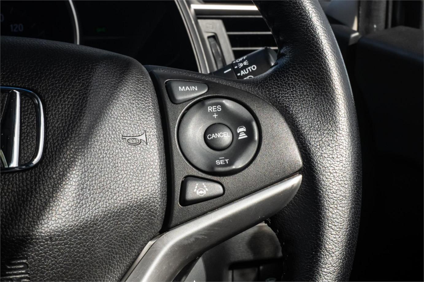 2019 Honda Fit L-package (hybrid)-15