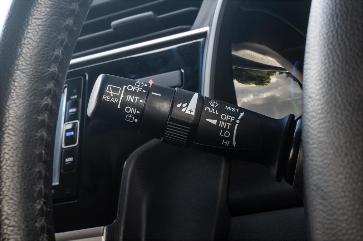 2019 Honda Fit L-package (hybrid)-18