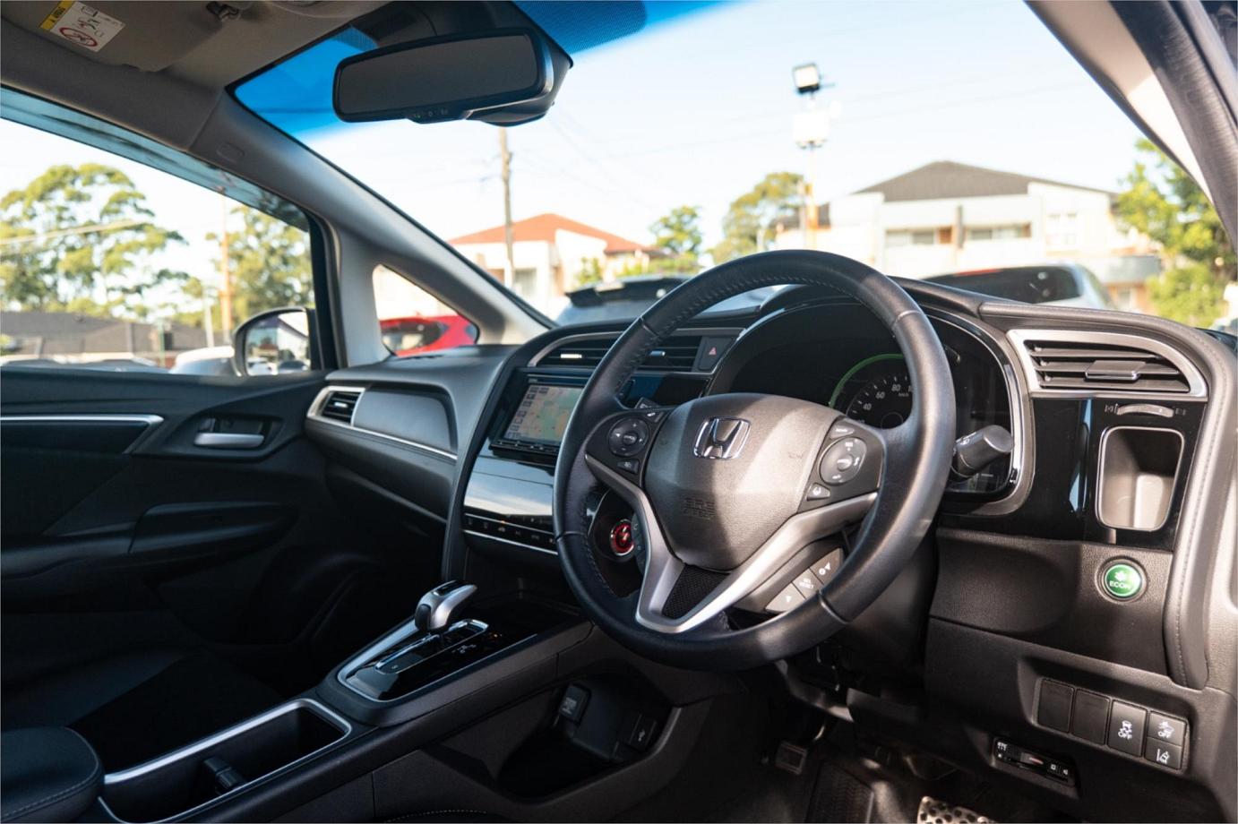 2019 Honda Shuttle X Sensing (hybrid)-15