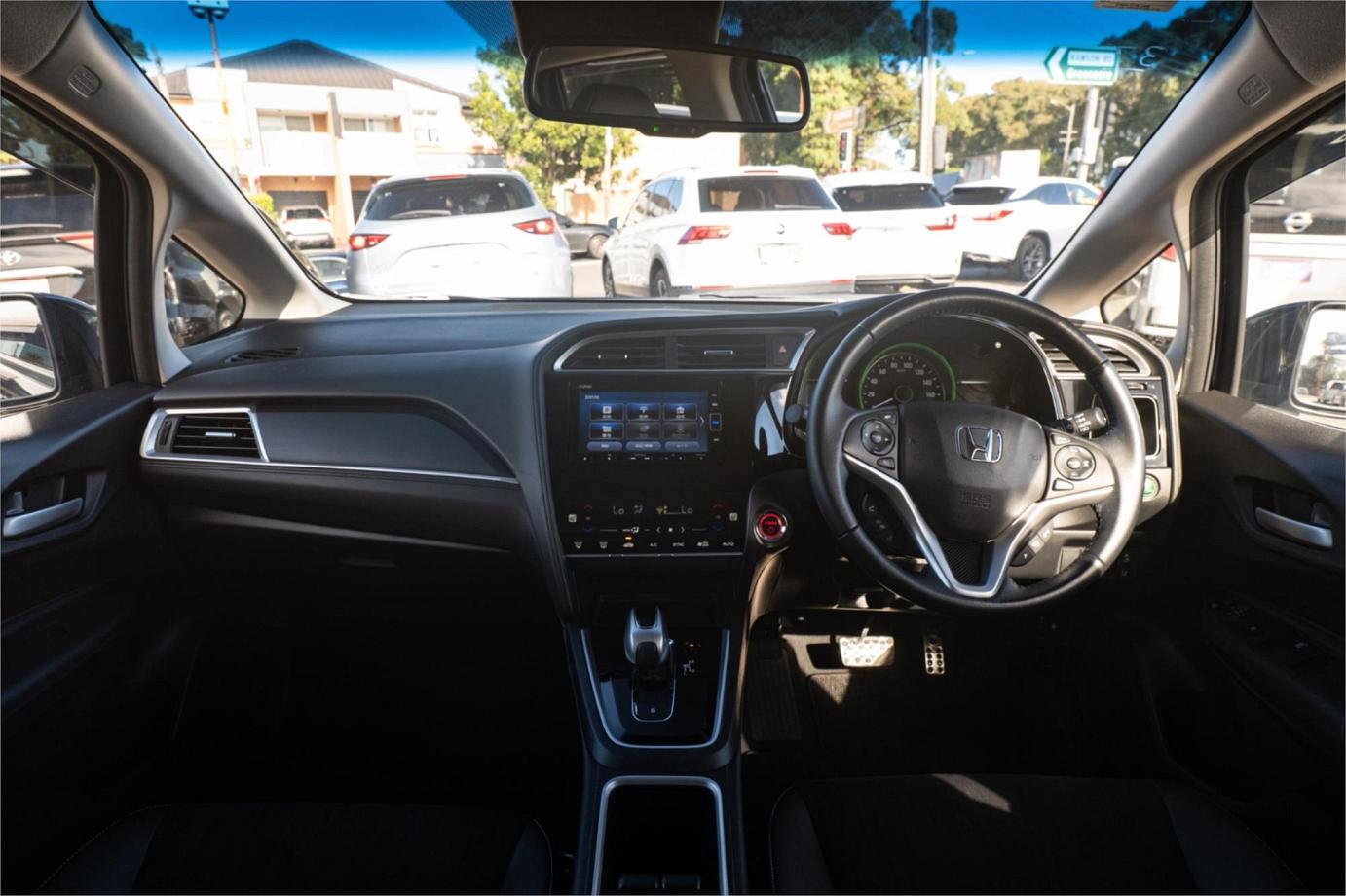 2019 Honda Shuttle X Sensing (hybrid)-24