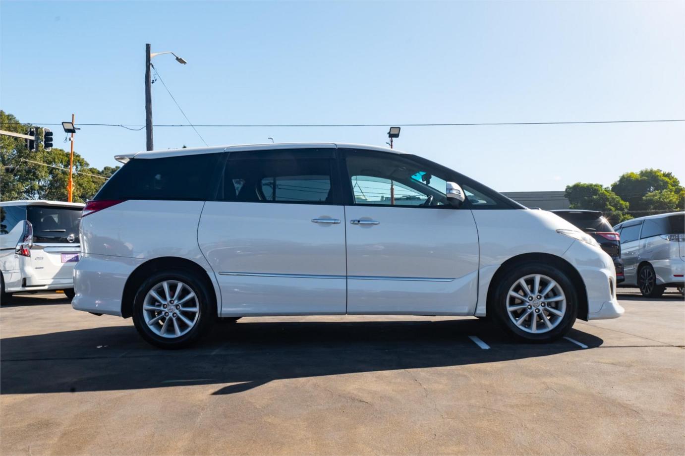 2011 Toyota Estima Aeras G Edition-5 2011 Toyota Estima Aeras G Edition-5