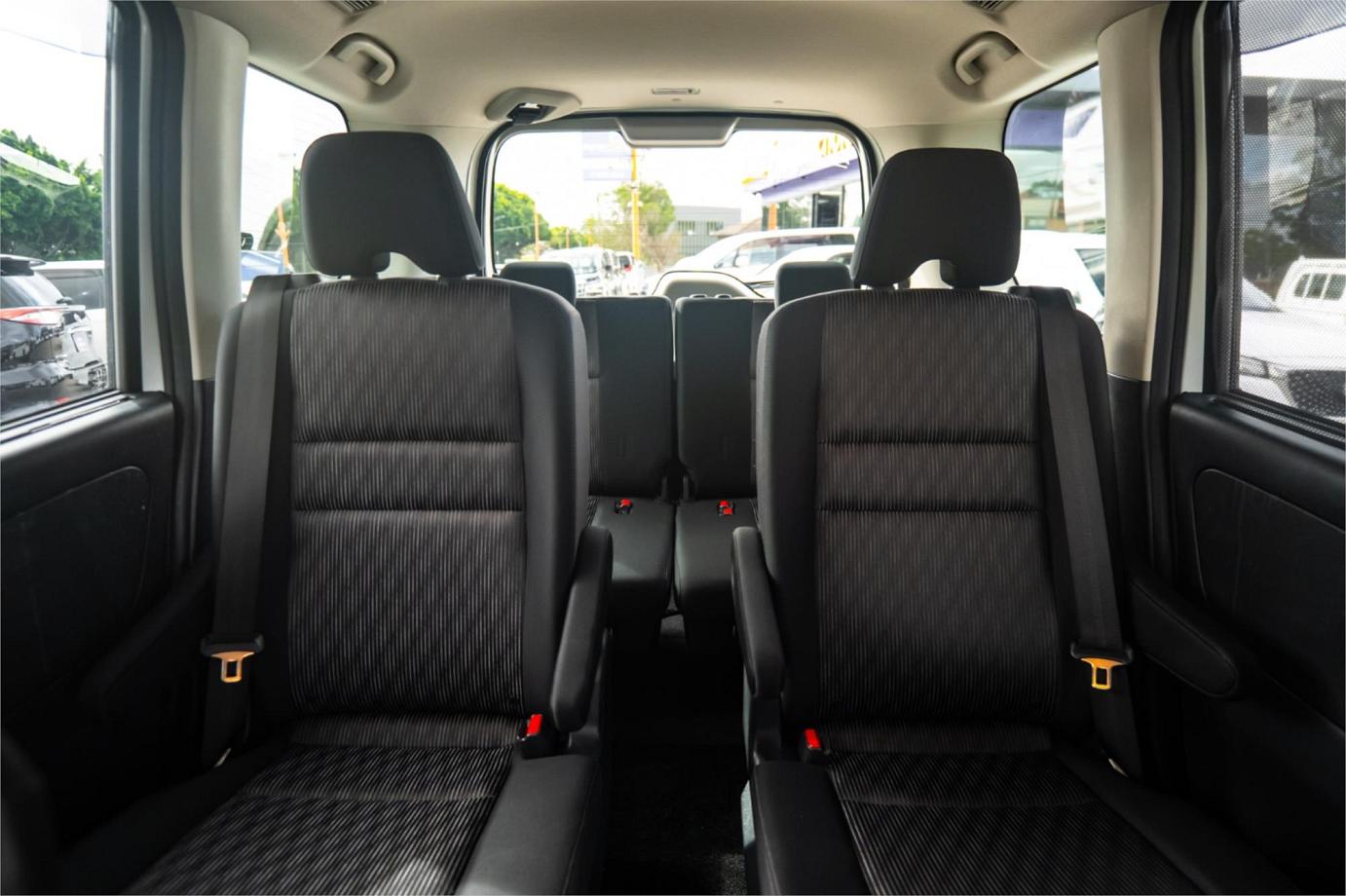 2021 Nissan Serena E- Power (highway Star)-21