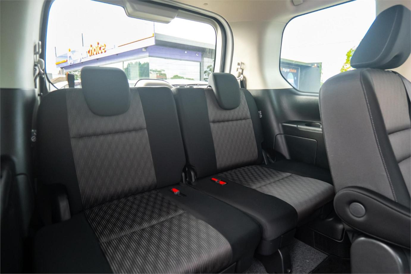 2021 Nissan Serena E- Power (highway Star)-24