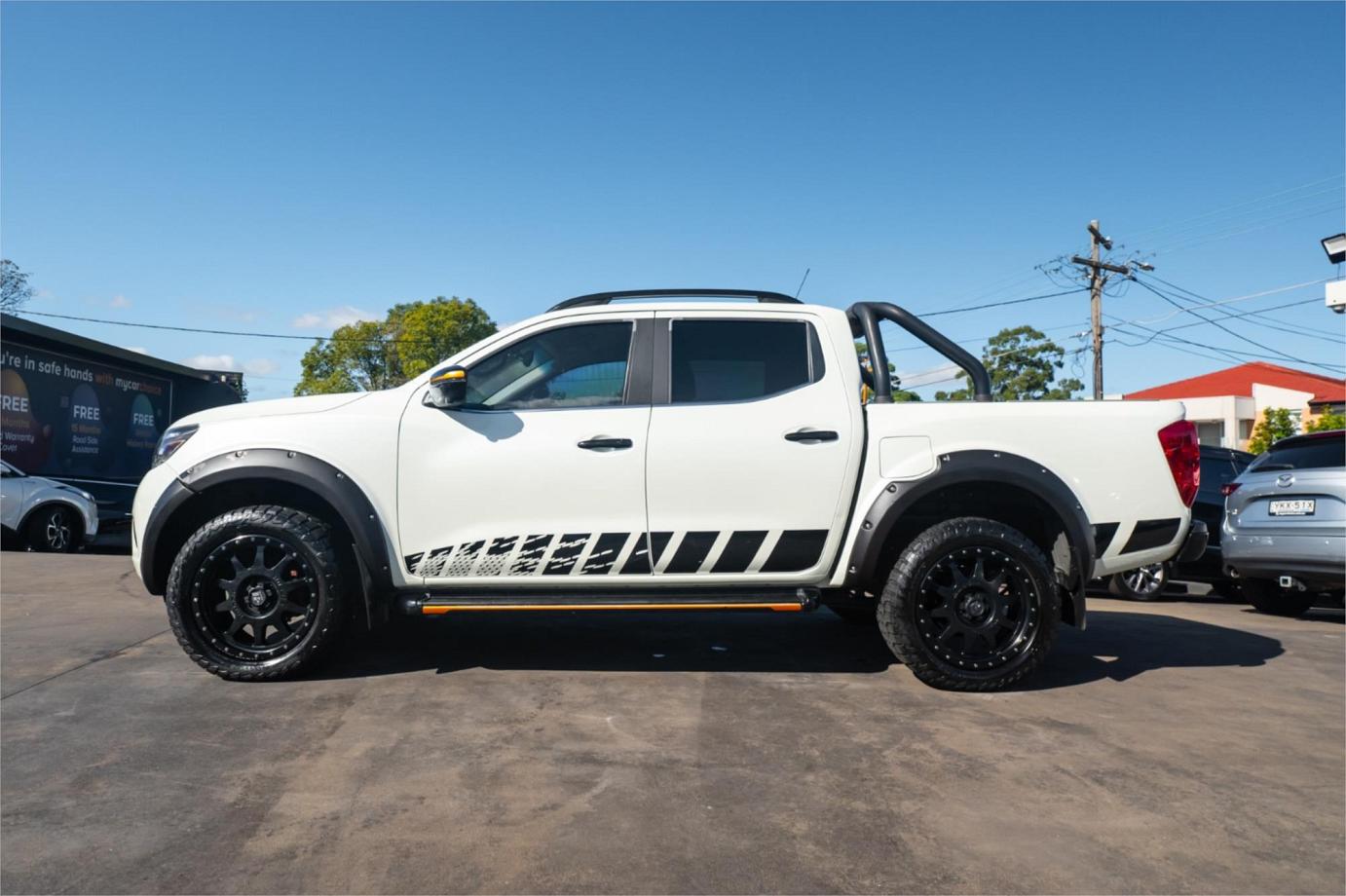 2019 Nissan Navara N-trek Exterior 2