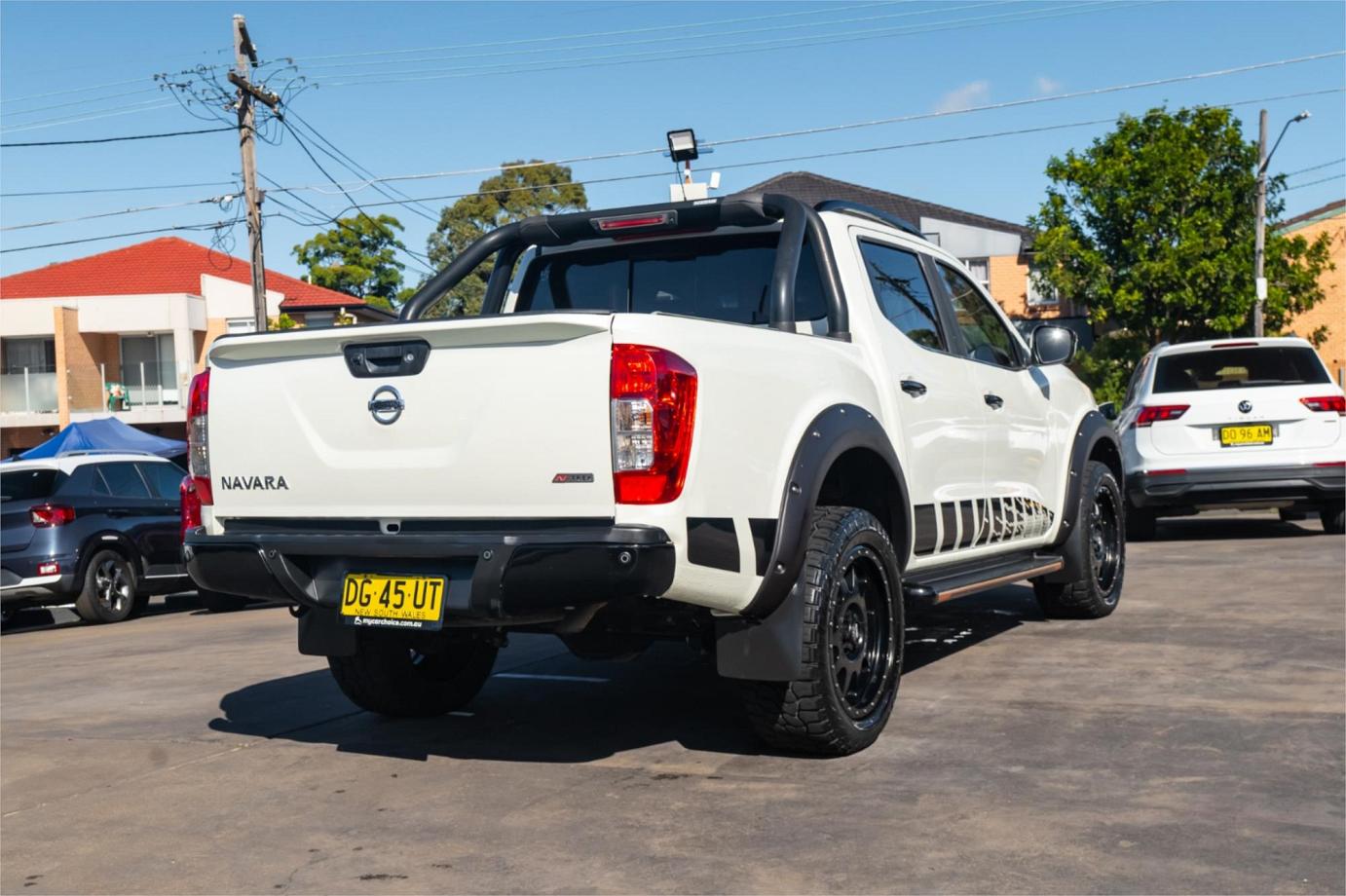 2019 Nissan Navara N-trek Exterior 10
