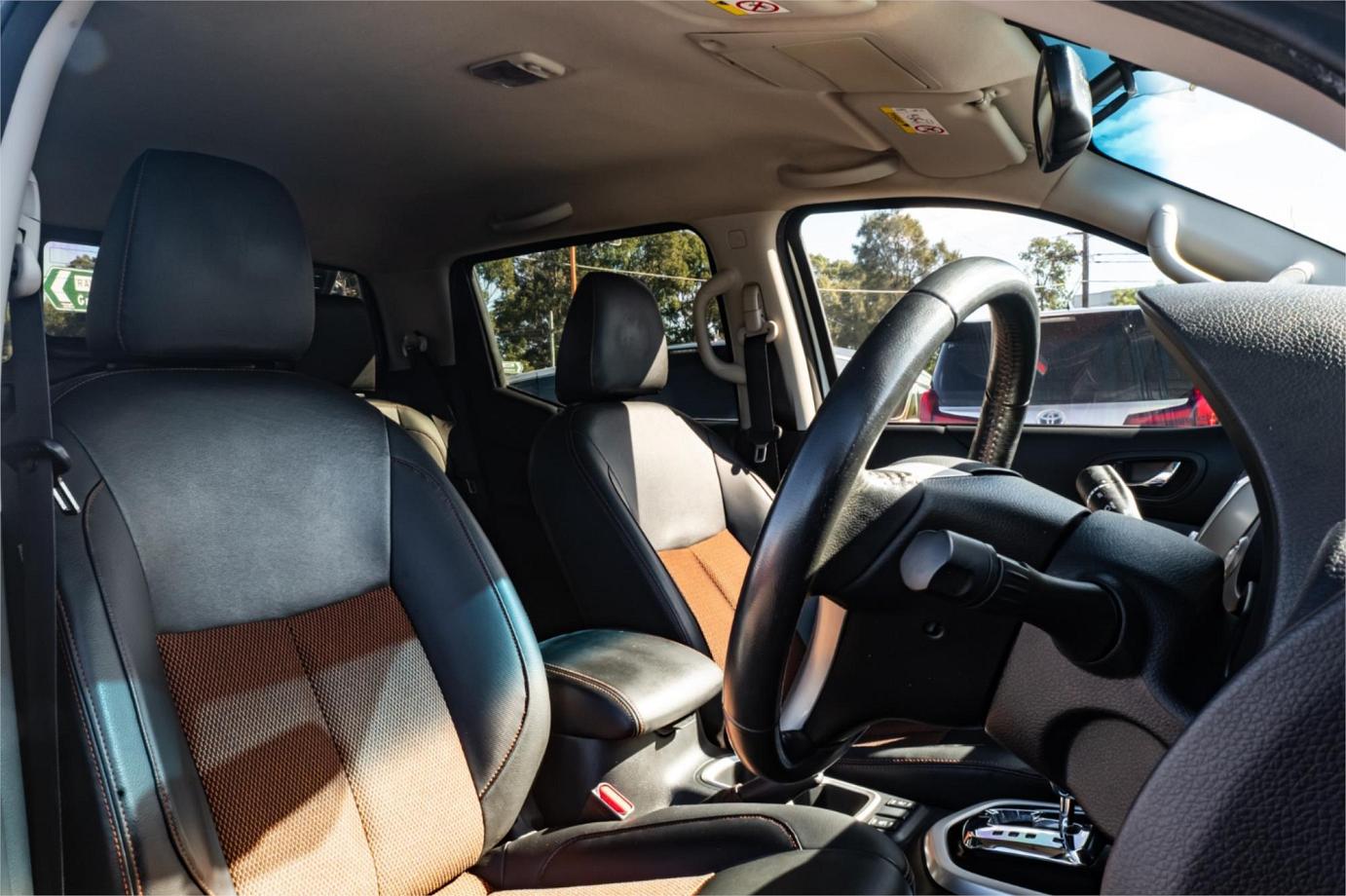 2019 Nissan Navara N-trek Exterior 13