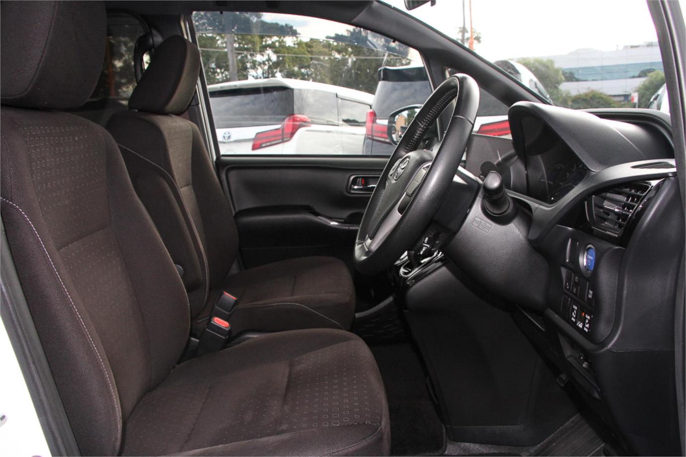 2020 Toyota Noah G (hybrid) Exterior 27