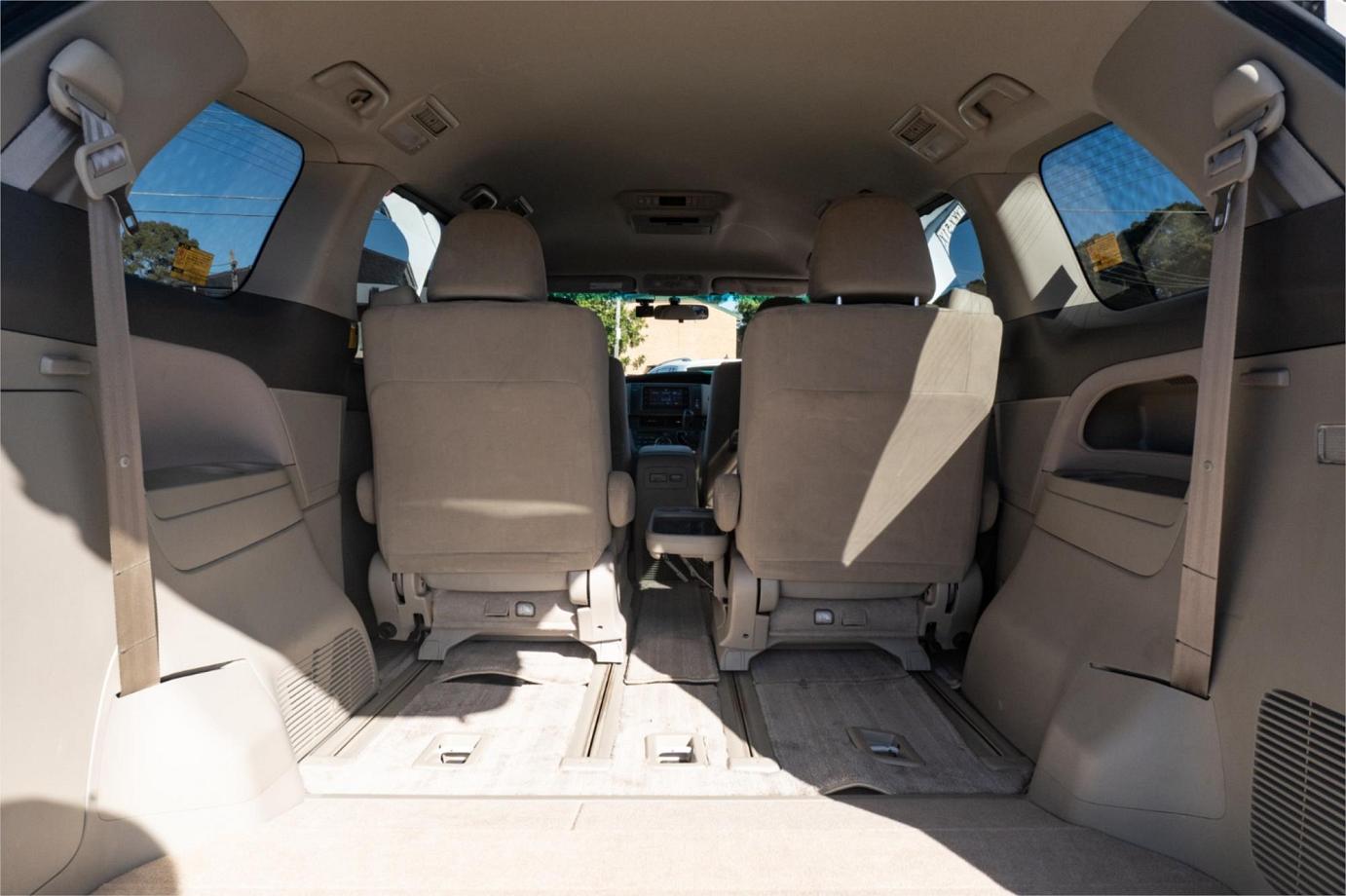 2012 Toyota Estima G (hybrid)-34 2012 Toyota Estima G (hybrid)-34