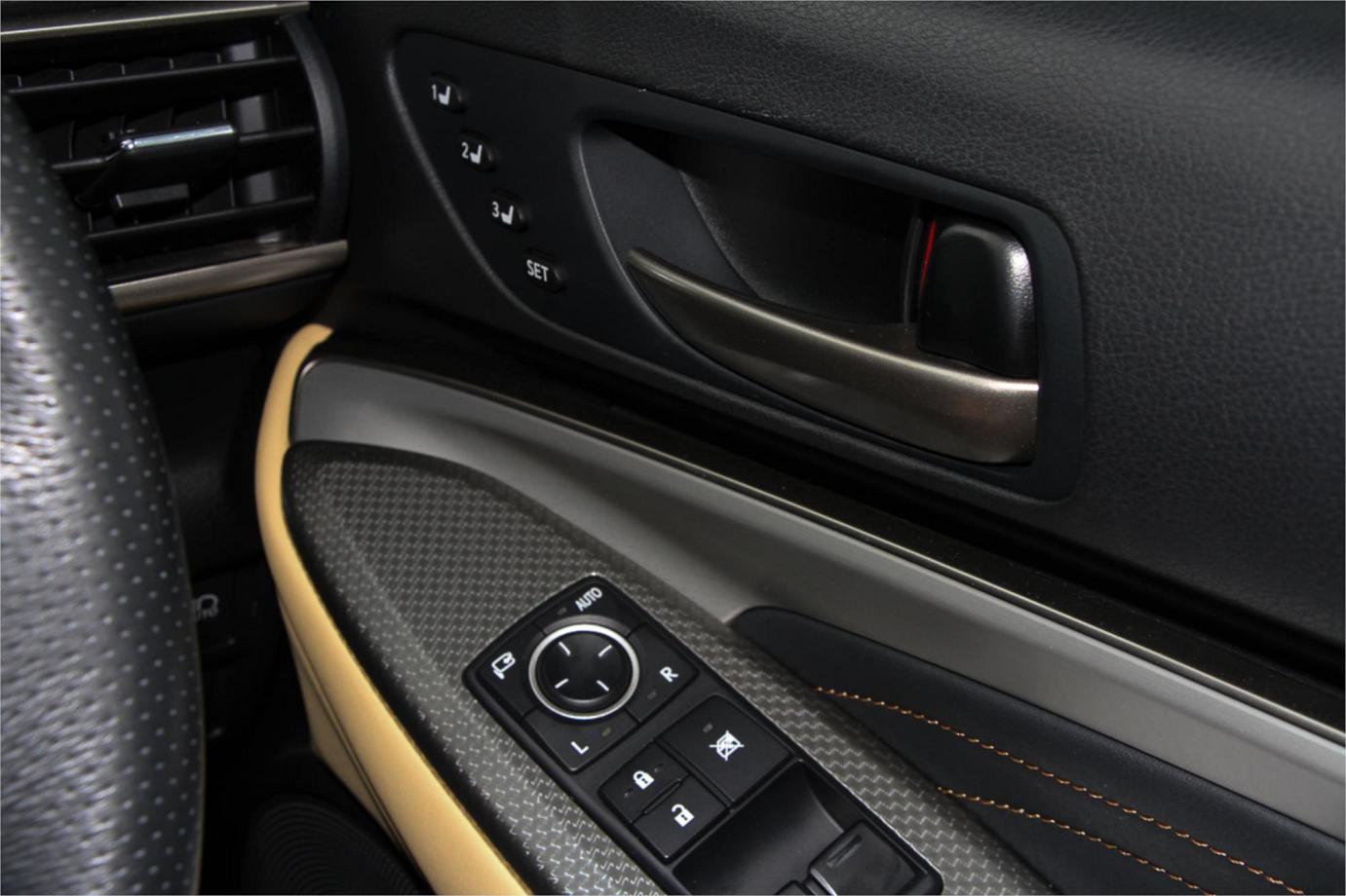 2015 Lexus Rc300h F Sport (hybrid) Exterior 15