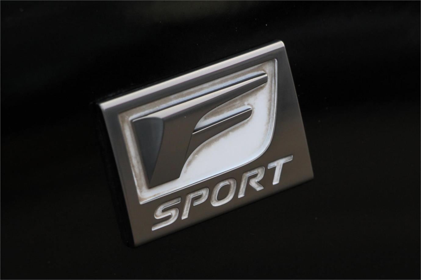 2015 Lexus Rc300h F Sport (hybrid) Exterior 28