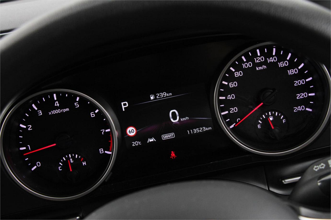 2021 Kia Carnival S Exterior 4