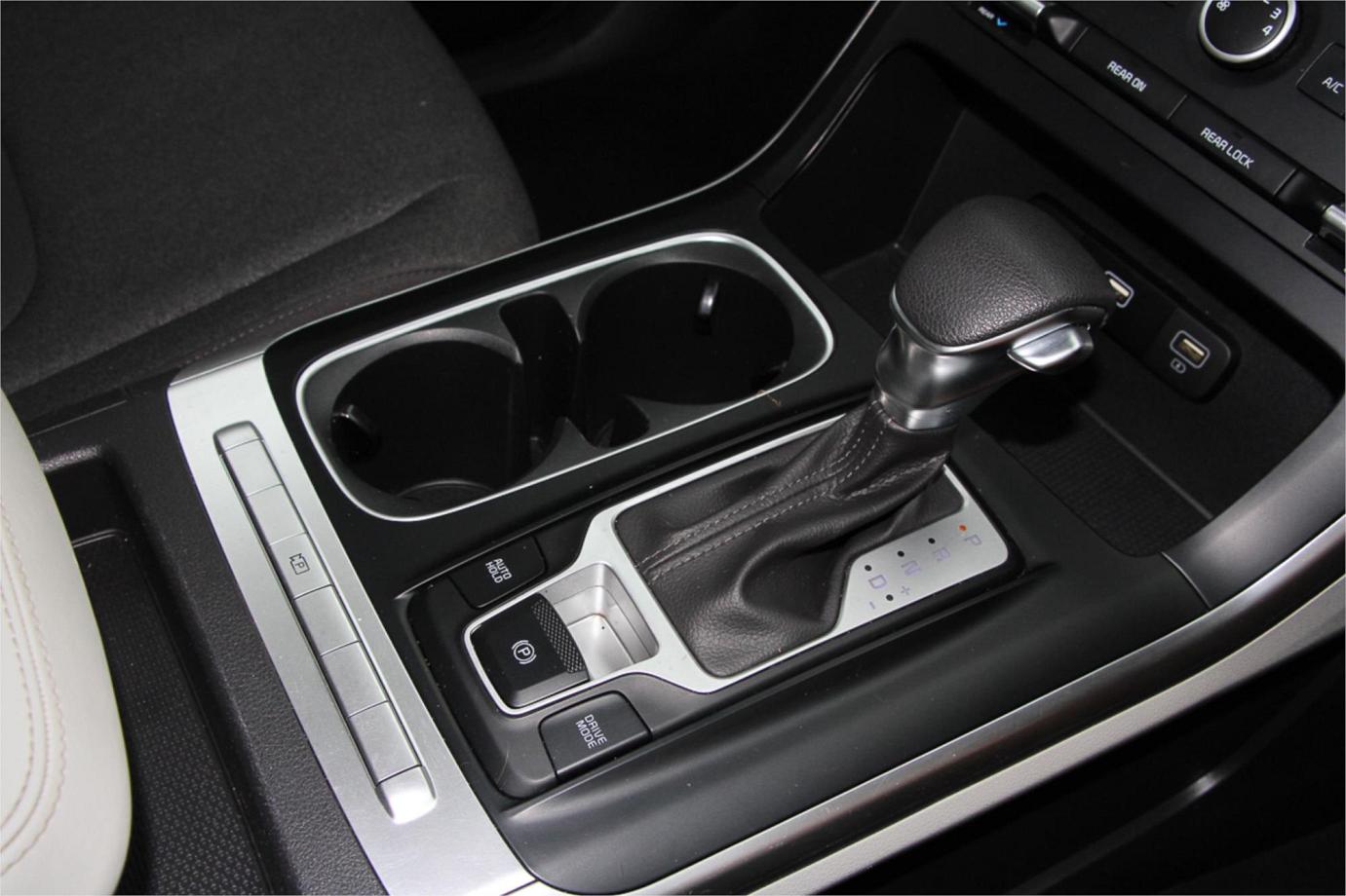 2021 Kia Carnival S Exterior 7