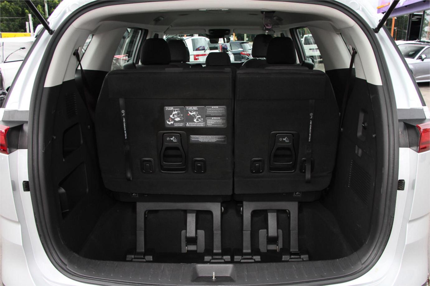 2021 Kia Carnival S Exterior 16