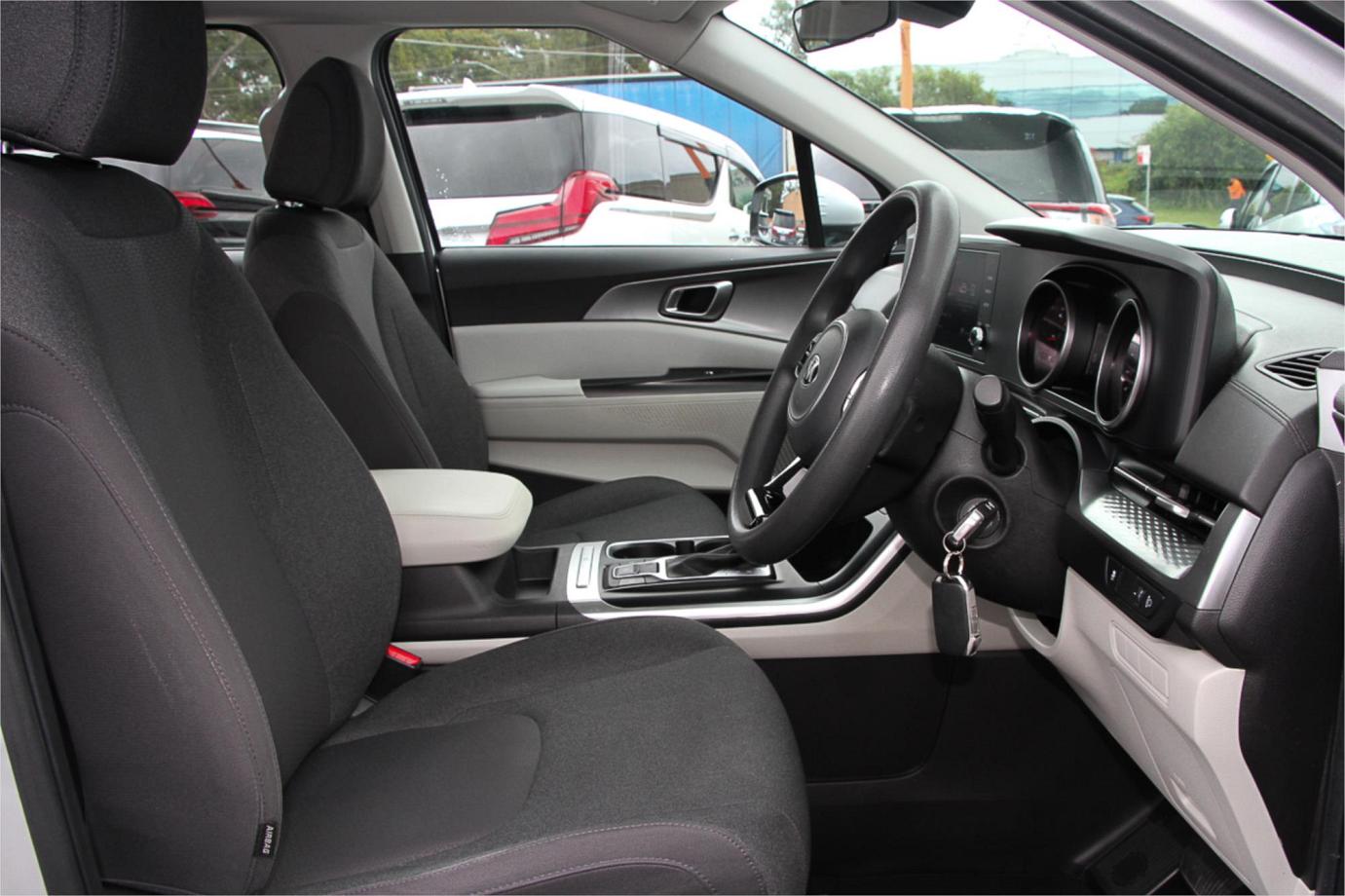 2021 Kia Carnival S Exterior 24