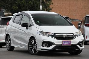 2019 Honda Fit S-package (hybrid)