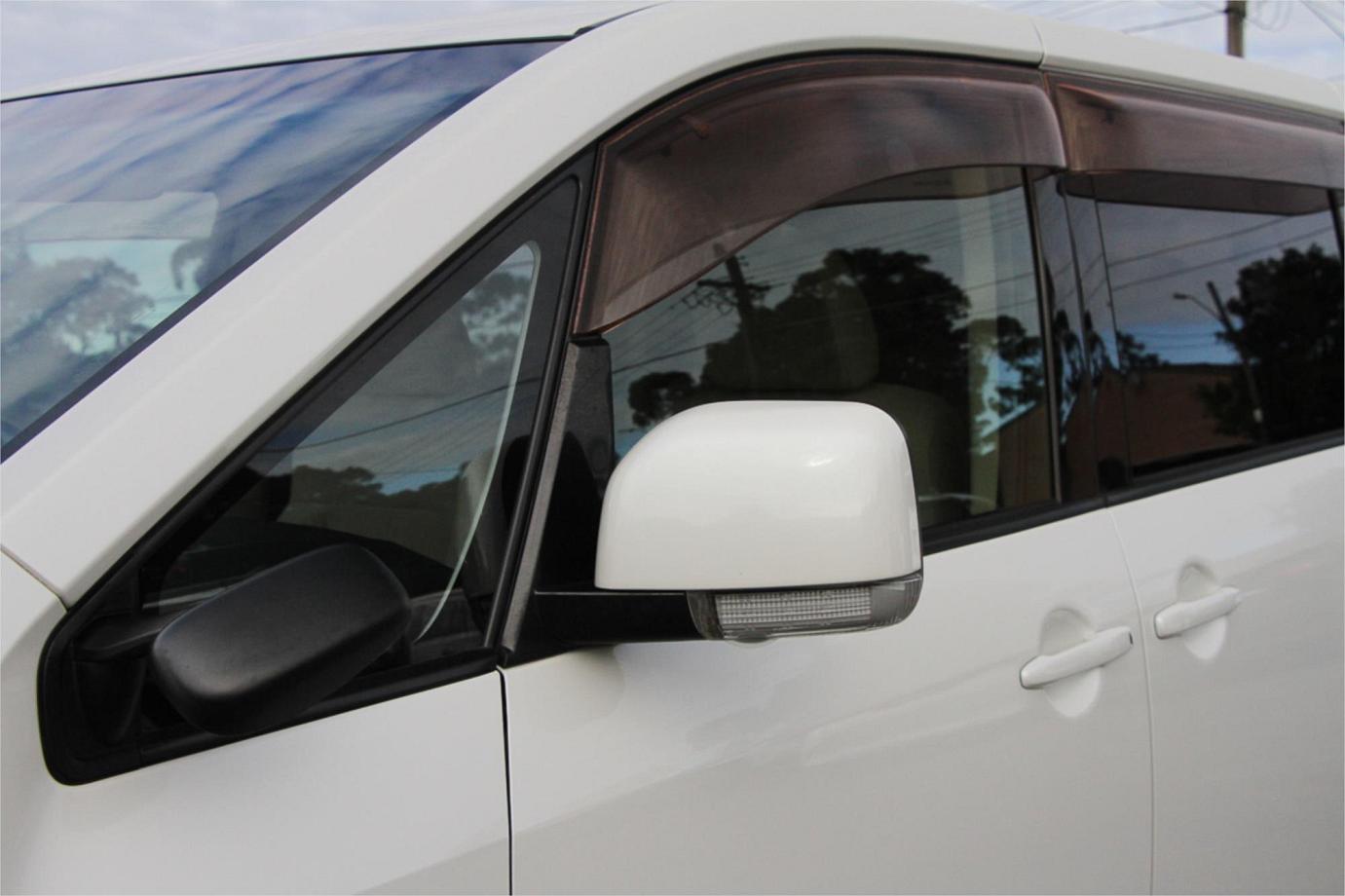 2013 Mitsubishi Delica D Power Package Exterior 18
