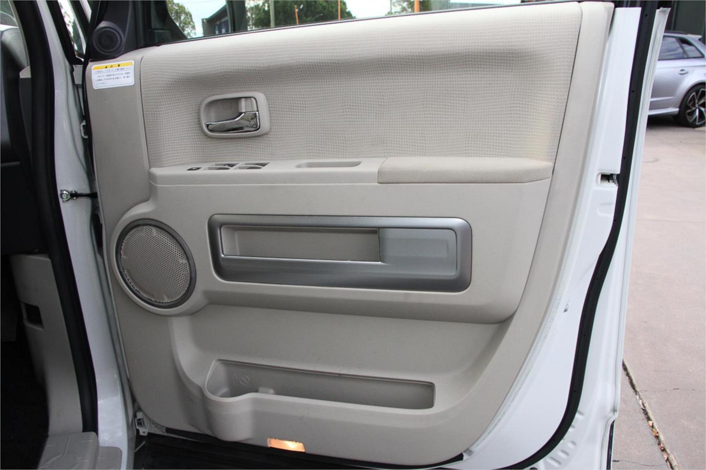 2013 Mitsubishi Delica D Power Package Exterior 21