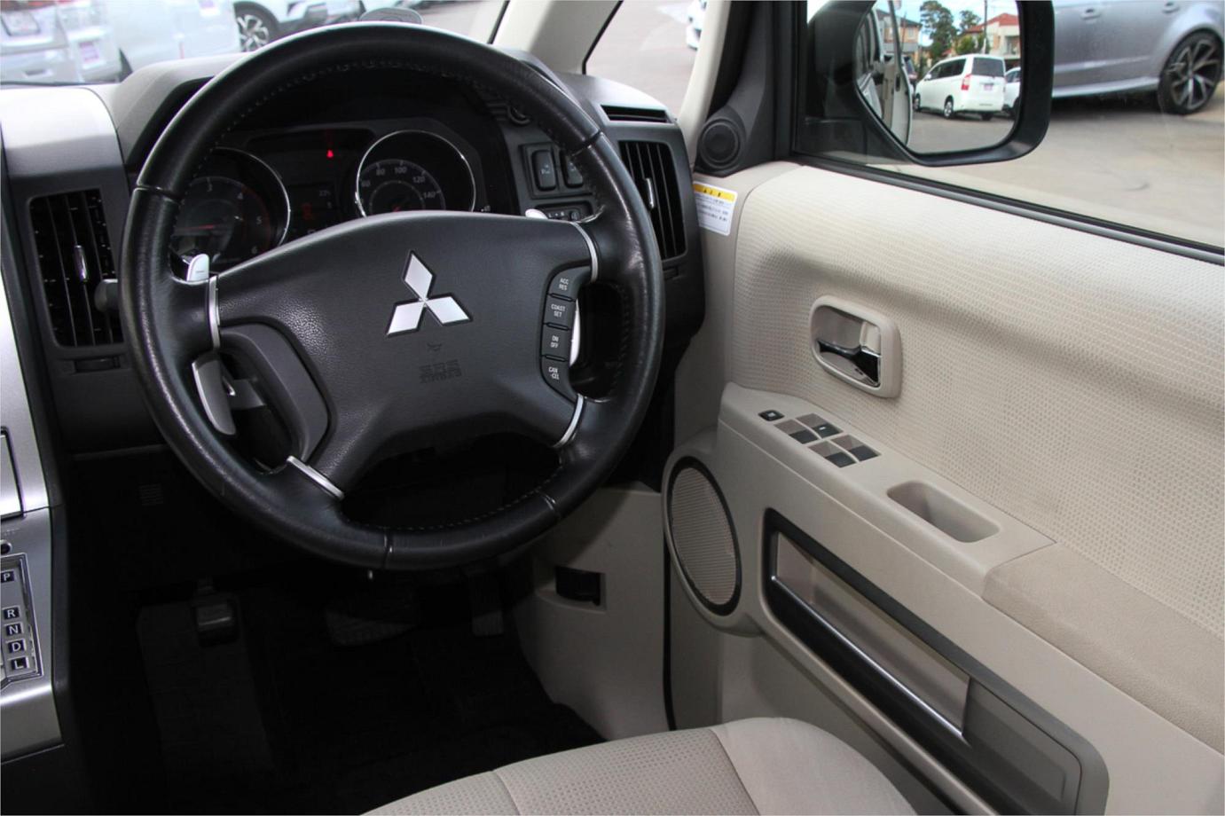 2013 Mitsubishi Delica D Power Package Exterior 23