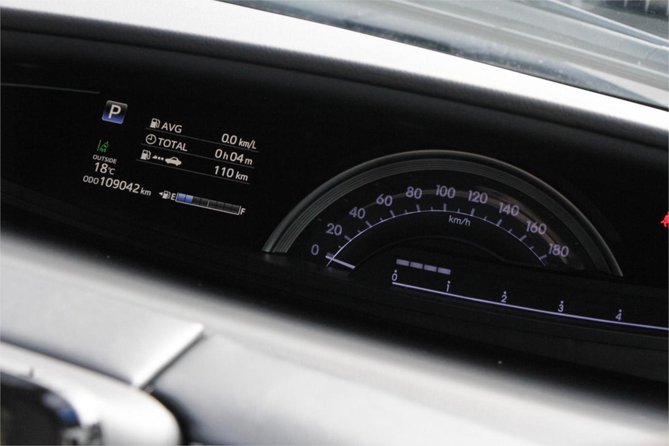 2018 Toyota Estima Aeras Premium-g Exterior 4