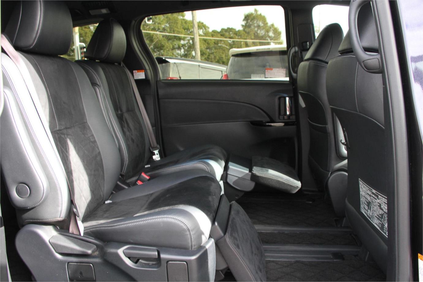 2018 Toyota Estima Aeras Premium-g Exterior 25