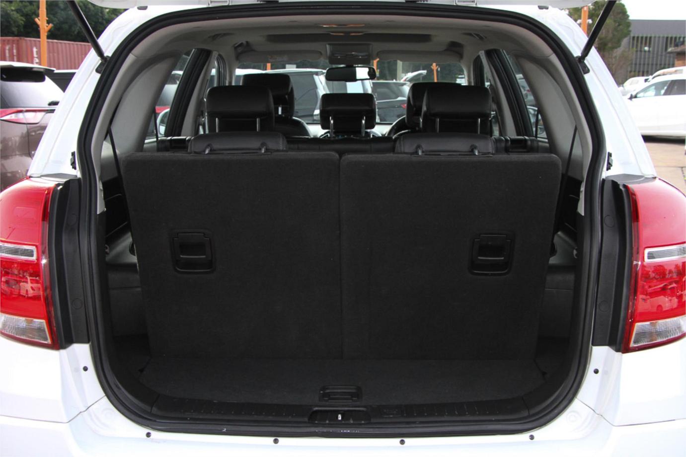 2016 Holden Captiva Ltz Exterior 16