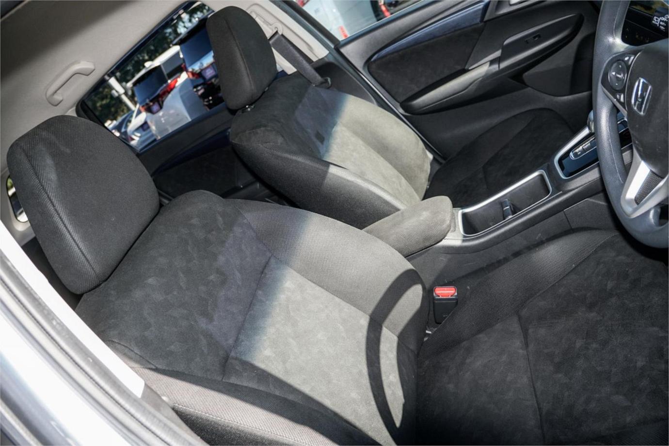 2019 Honda Shuttle X Sensing (hybrid) Exterior 3