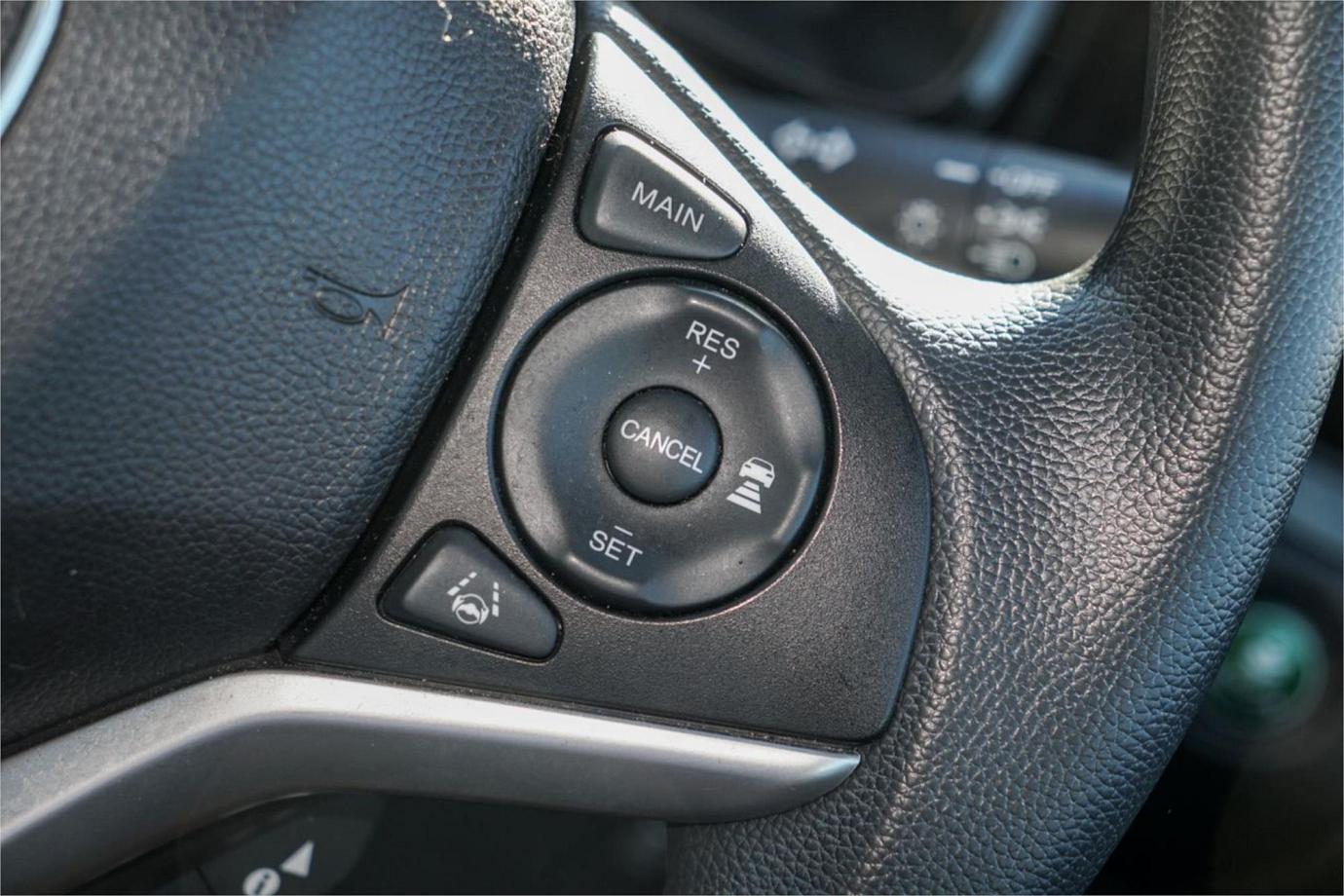 2019 Honda Shuttle X Sensing (hybrid) Exterior 9