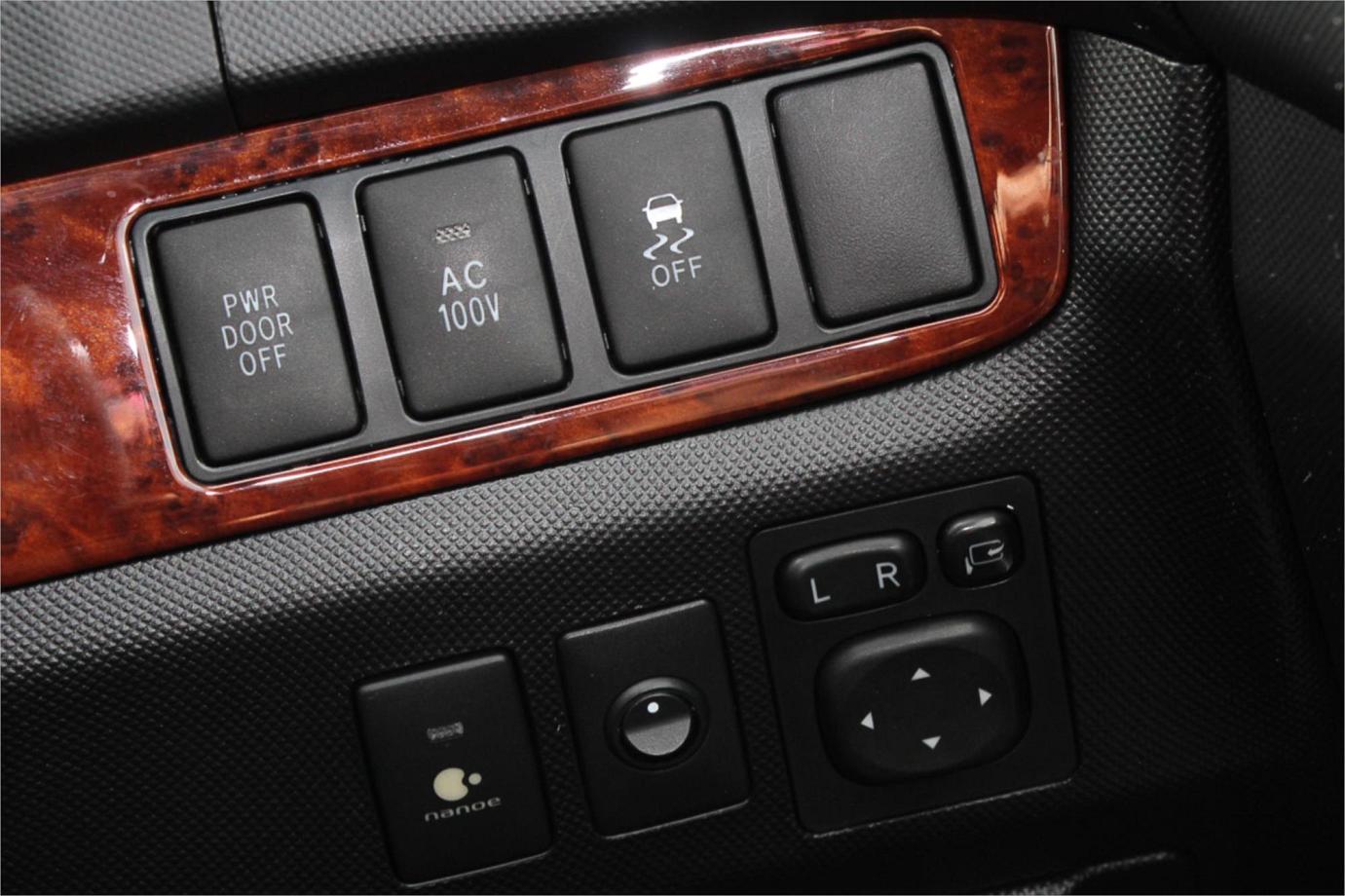 2015 Toyota Estima Aeras Premium (hybrid) Exterior 9