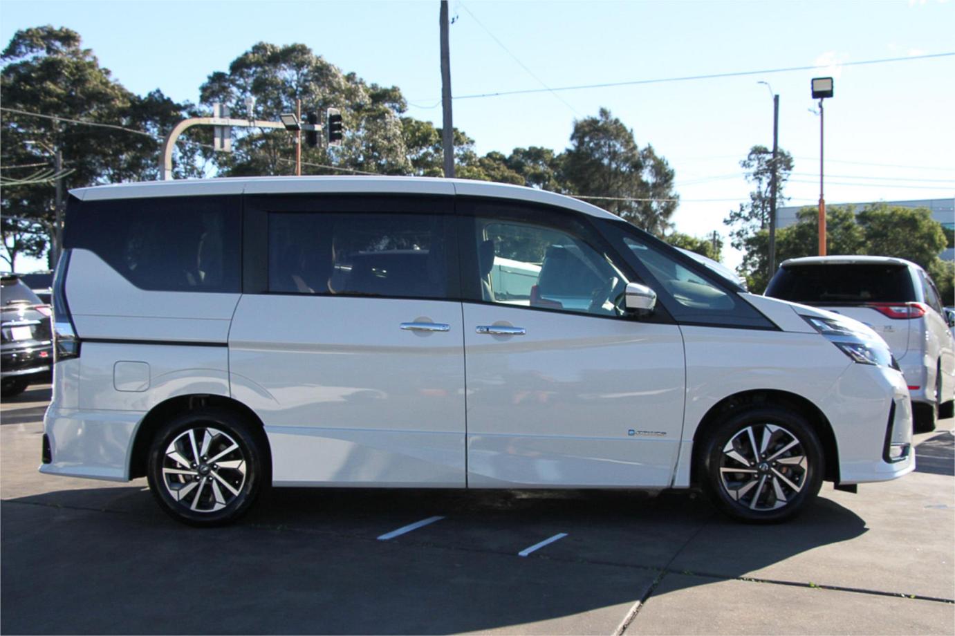 2021 Nissan Serena E- Power (highway Star) Exterior 11