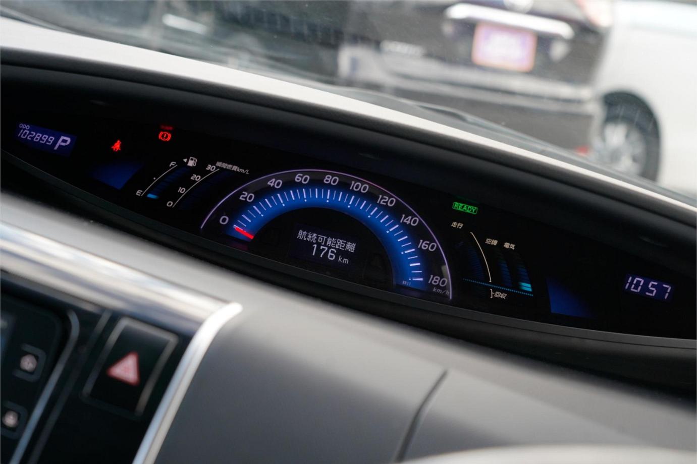 2015 Toyota Estima Aeras Hybrid Exterior 3