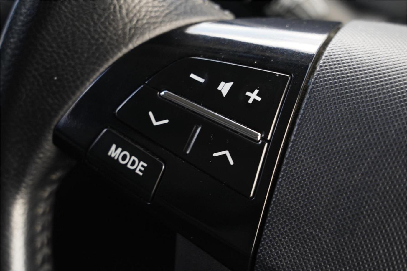 2015 Toyota Estima Aeras Hybrid Exterior 9