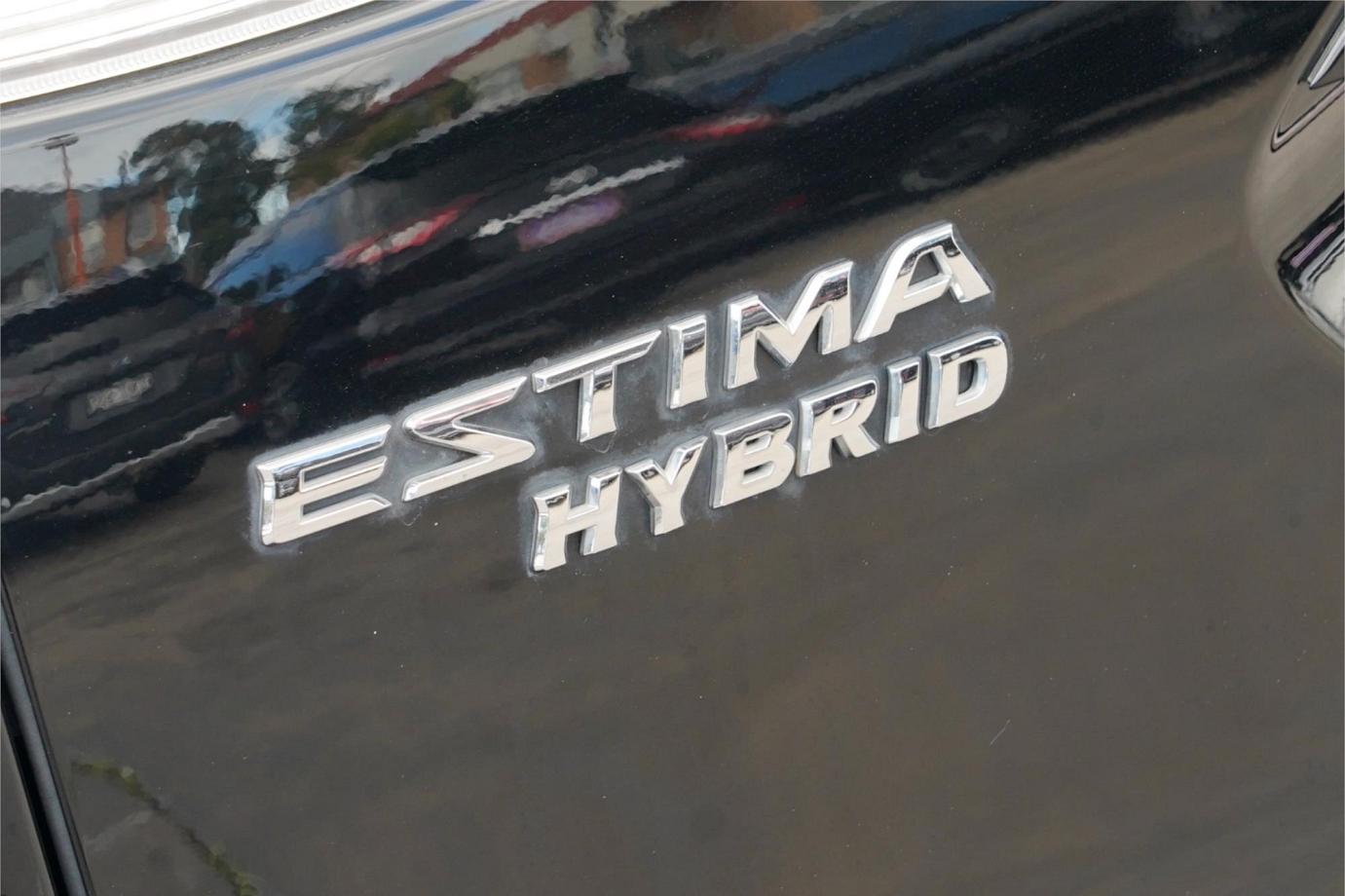 2015 Toyota Estima Aeras Hybrid Exterior 18