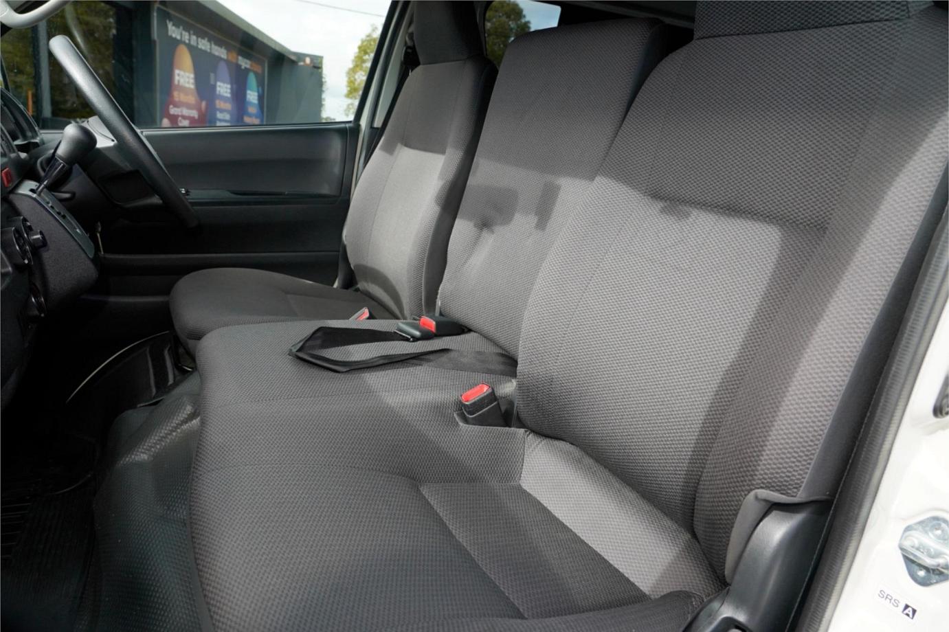 2017 Toyota Hiace Dx (camper Kit) Exterior 11