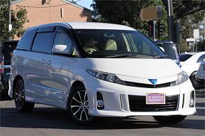 2013 Toyota Estima Aeras Hybrid