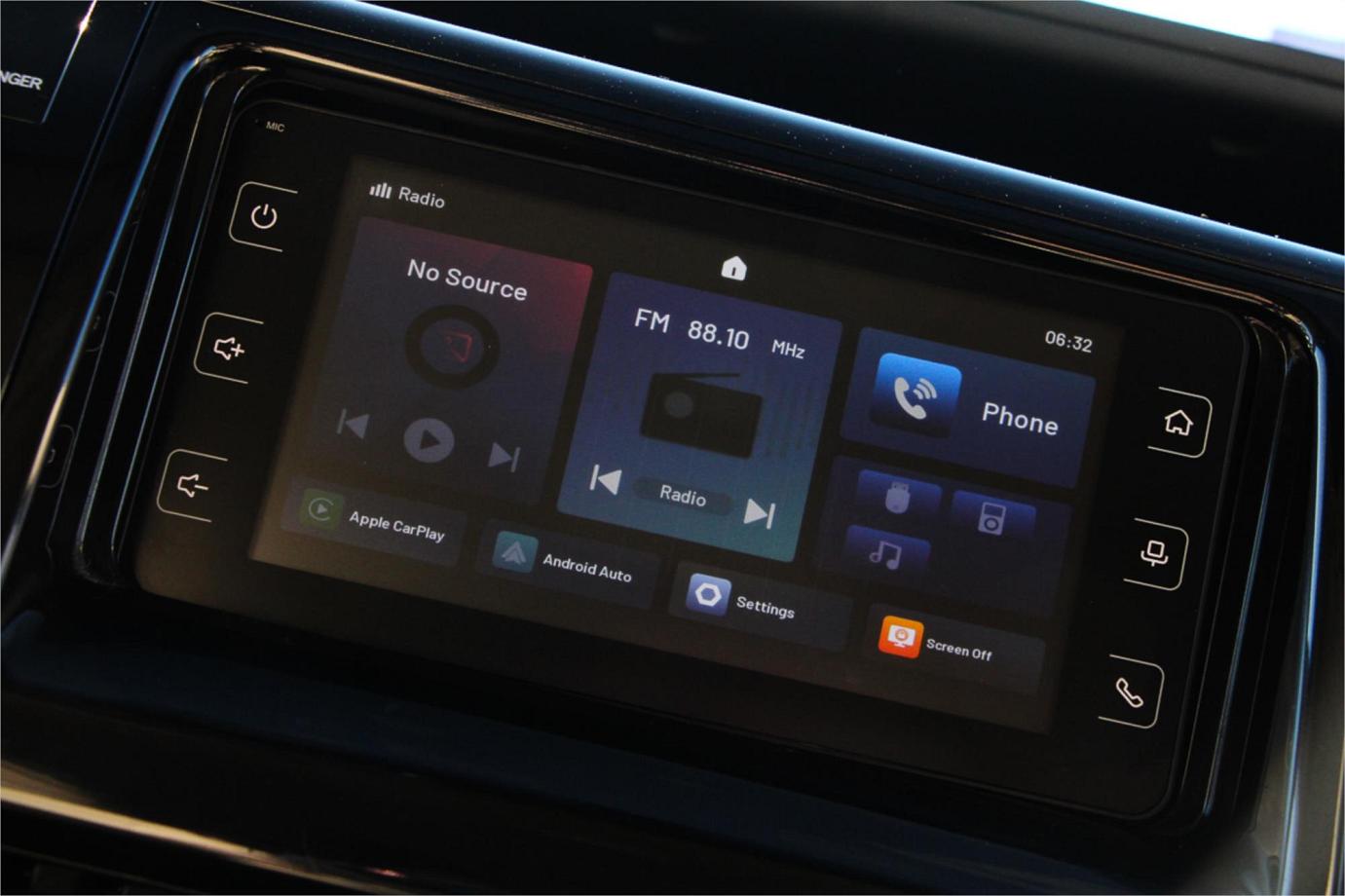 2013 Toyota Estima Aeras Hybrid Exterior 7